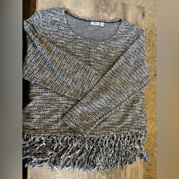 Cato Long Sleeve Scoop Neck Fringe Sweater Size 22/24 - Picture 3 of 9